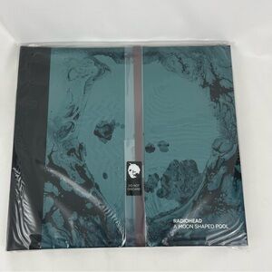 Radiohead A Moon Shaped Pool Special Deluxe Edition 2 LP, 2 CD Collector’s Item